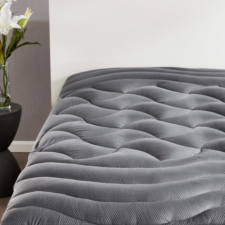 The Ultimate Comfort: SLEEP ZONE King Mattress Topper Review